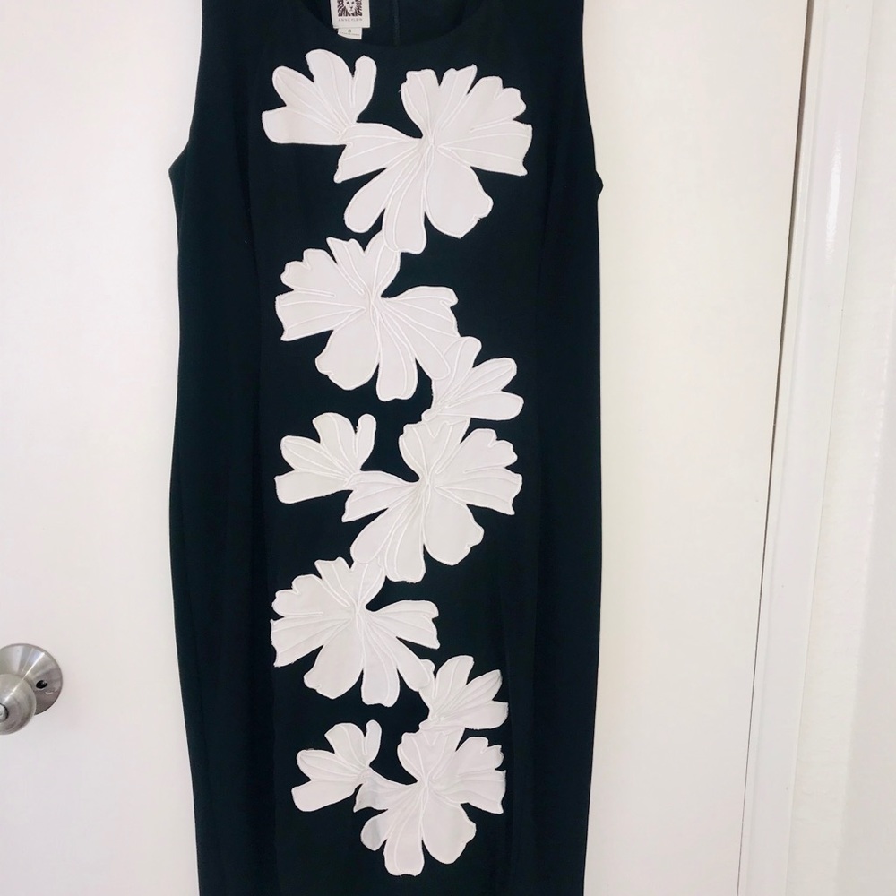 Anne Klein sleeveless dress.